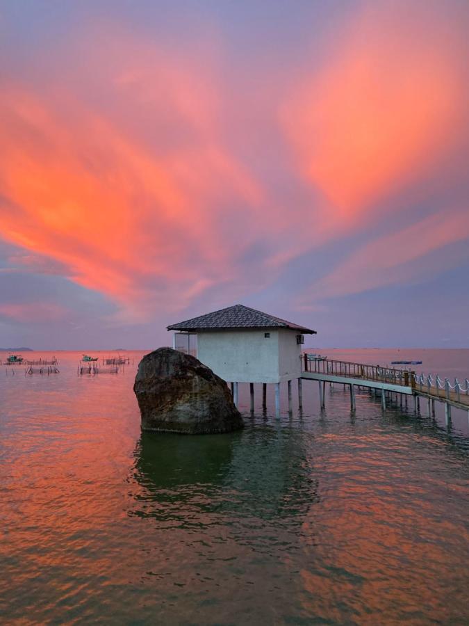 The Pier Phu Quoc Resort Exterior photo