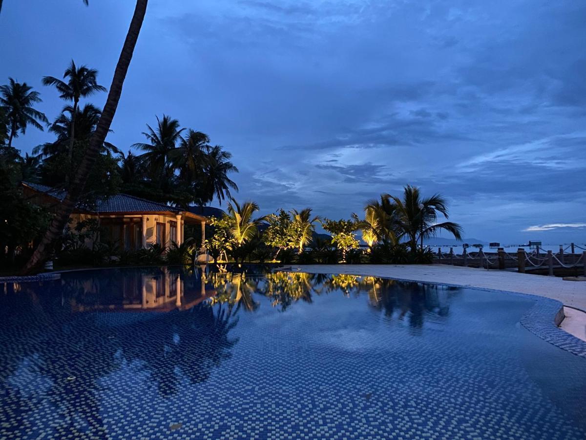 The Pier Phu Quoc Resort Exterior photo
