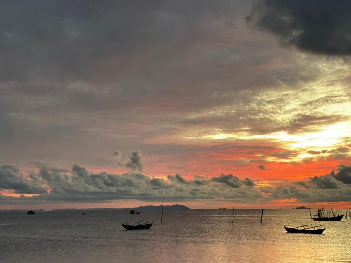 The Pier Phu Quoc Resort Exterior photo