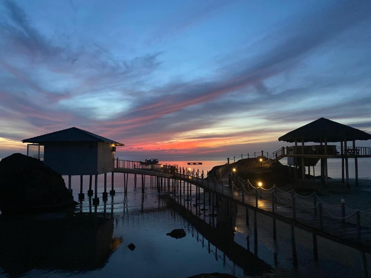 The Pier Phu Quoc Resort Exterior photo