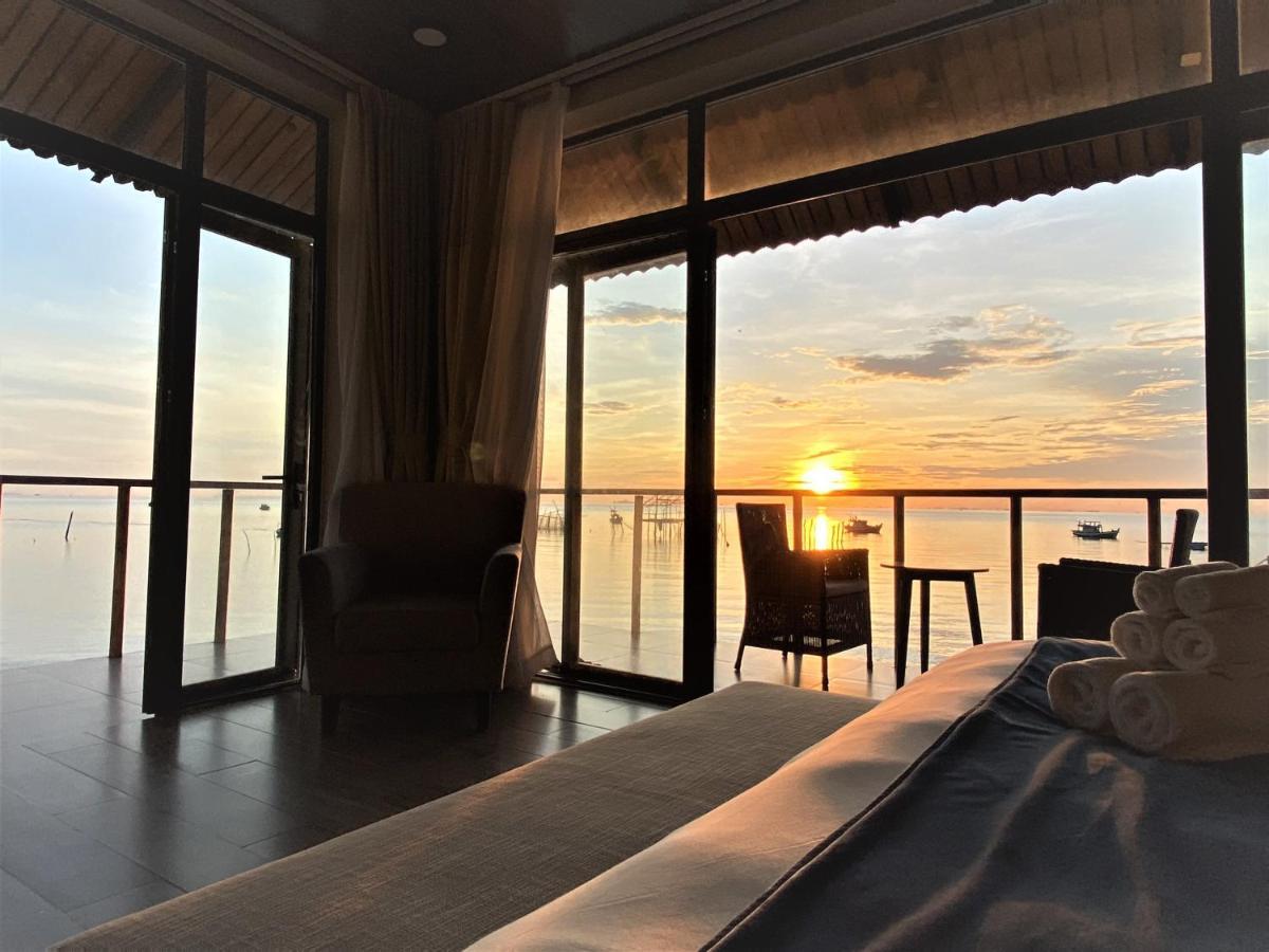 The Pier Phu Quoc Resort Exterior photo