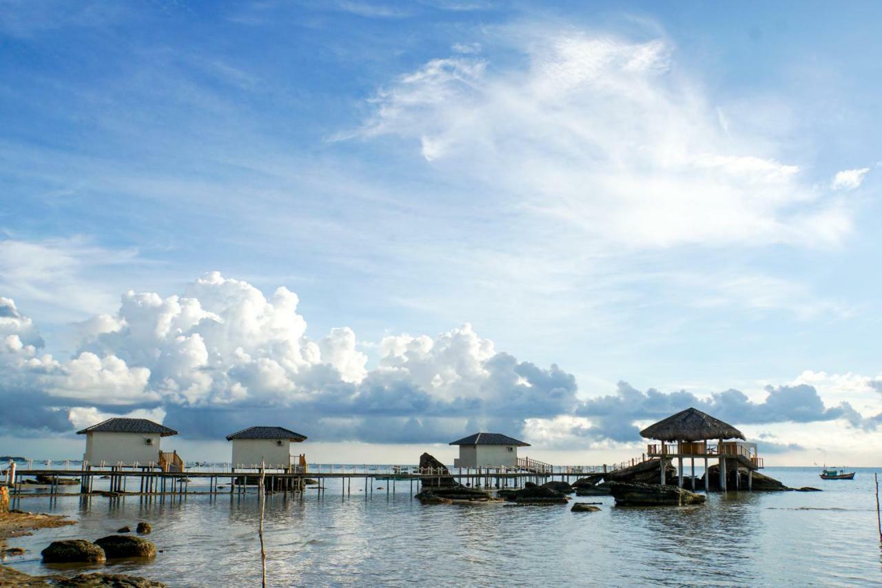 The Pier Phu Quoc Resort Exterior photo
