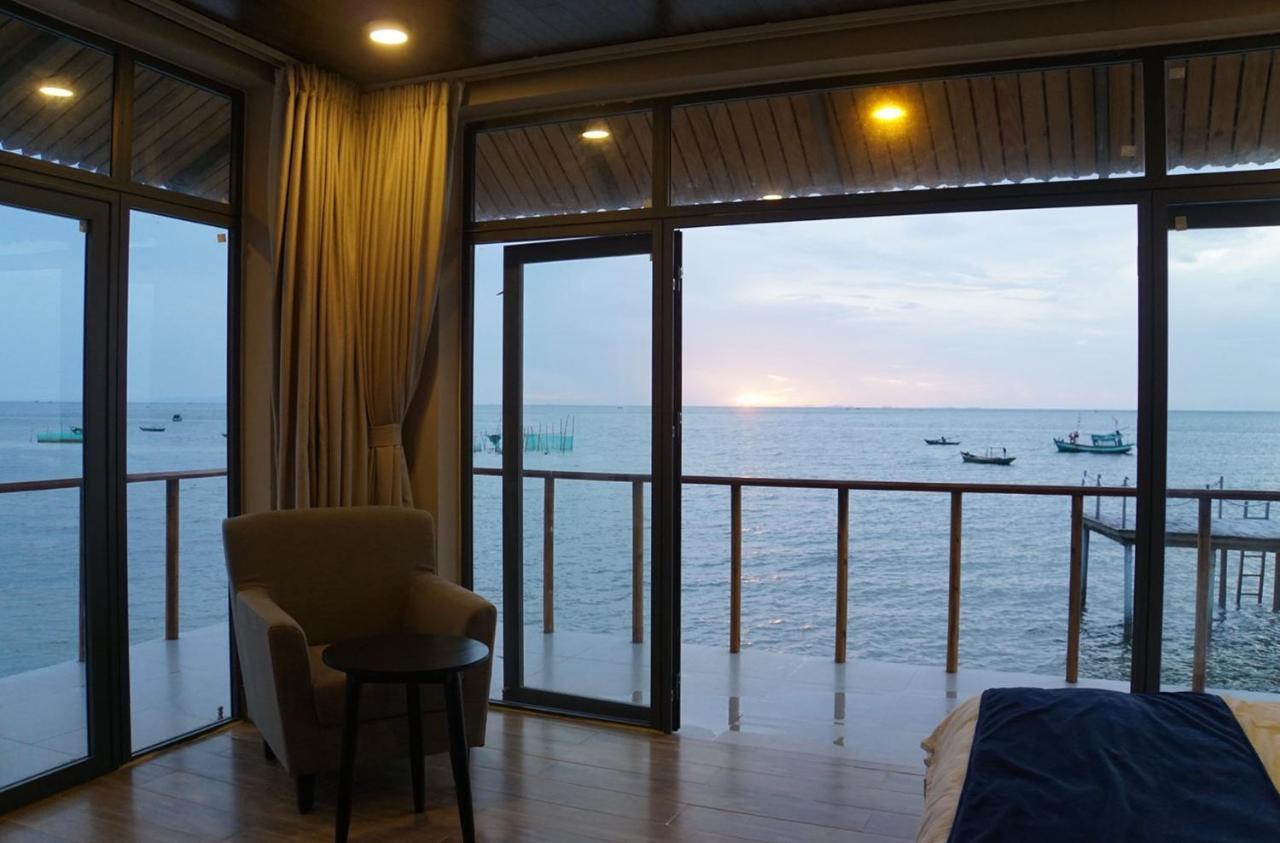 The Pier Phu Quoc Resort Exterior photo