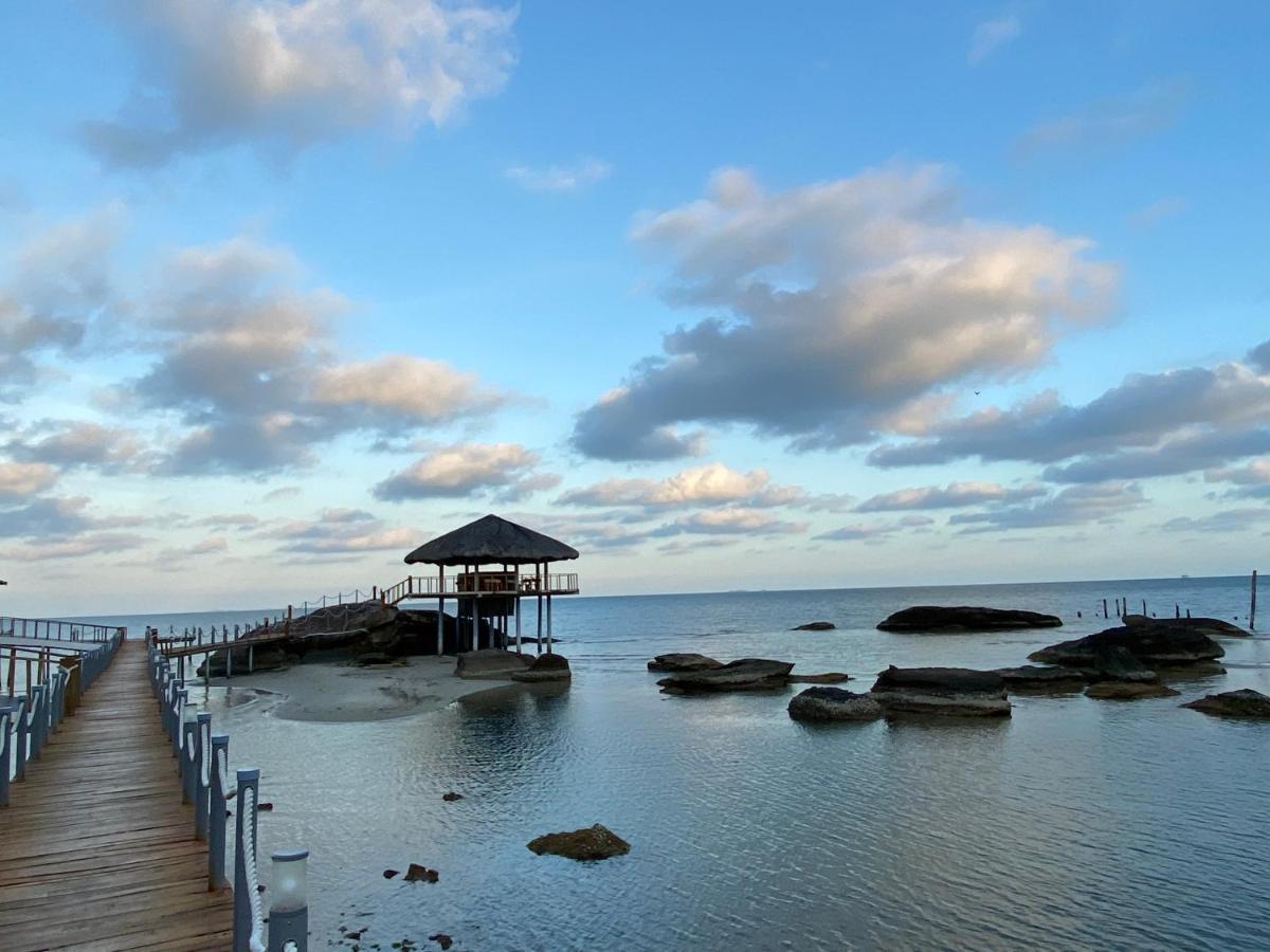 The Pier Phu Quoc Resort Exterior photo